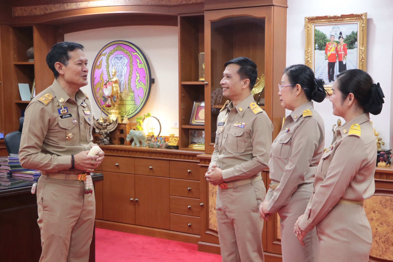 สพม.เชียงใหม่ เข้าพบผู้ว่าราชการจังหวัดเชียงใหม่ เพื่อรายงานตัวในโอกาสเข้ารับตำแหน่งผู้อำนวยการสำนัก