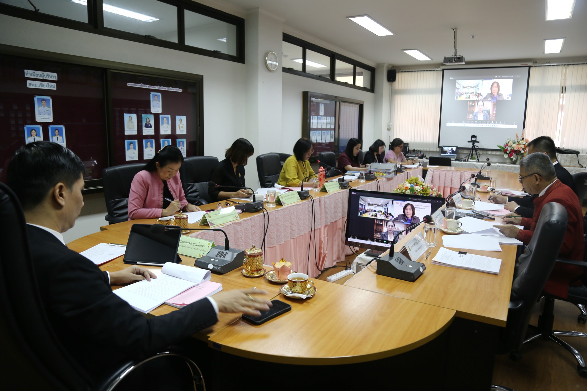 สพม.เชียงใหม่ ประชุมคณะกรรมการพิจารณากลั่นกรองการเลื่อนเงินเดือนข้าราชการครูและบุคลากรทางการศึกษา