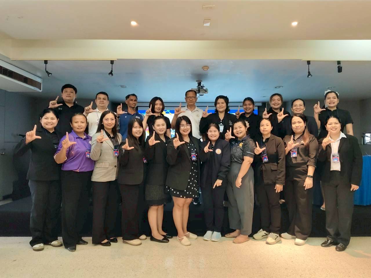 โครงการอบรมเชิงปฏิบัติการการแสดงทางวิทยาศาสตร์ (SCIENCE SHOE) สำหรับครู สกร. ประจำปี พ.ศ. 2569